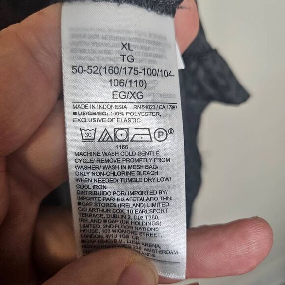 GAP Button-Front Tie Top XL Grey & Black Cheetah Print NWT - Picture 4 of 5